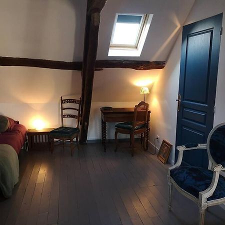Вилла Au Coeur De Mortagne, Un Balcon Sur Le Perche Экстерьер фото
