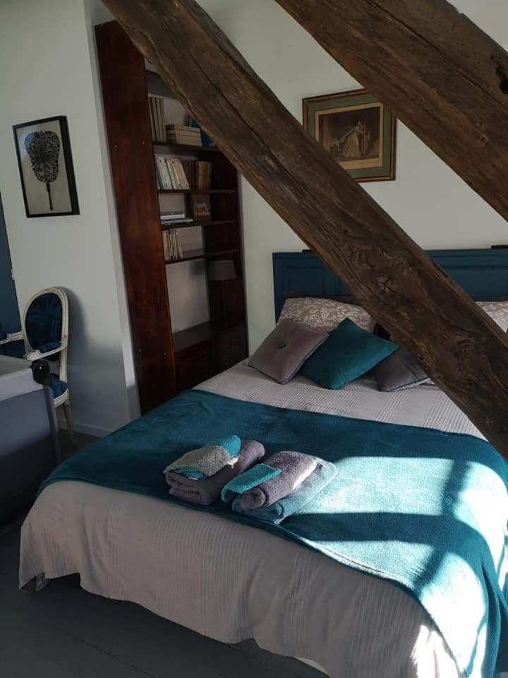 Вилла Au Coeur De Mortagne, Un Balcon Sur Le Perche Экстерьер фото